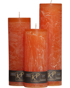 Drei Blütenkerzen in hellorange nebeneinander – in den Größen Klein, Mittel und Groß.