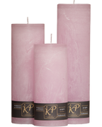 Drei Blütenkerzen in pastellrosa nebeneinander – in den Größen Klein, Mittel und Groß.