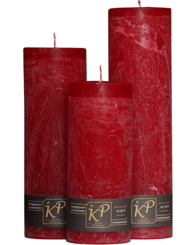 Drei Blütenkerzen in weihnachtsrot nebeneinander – in den Größen Klein, Mittel und Groß.