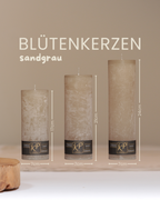 Blütenkerzen in sandgrau in drei Größen mit Angaben zu Höhe und Durchmesser.