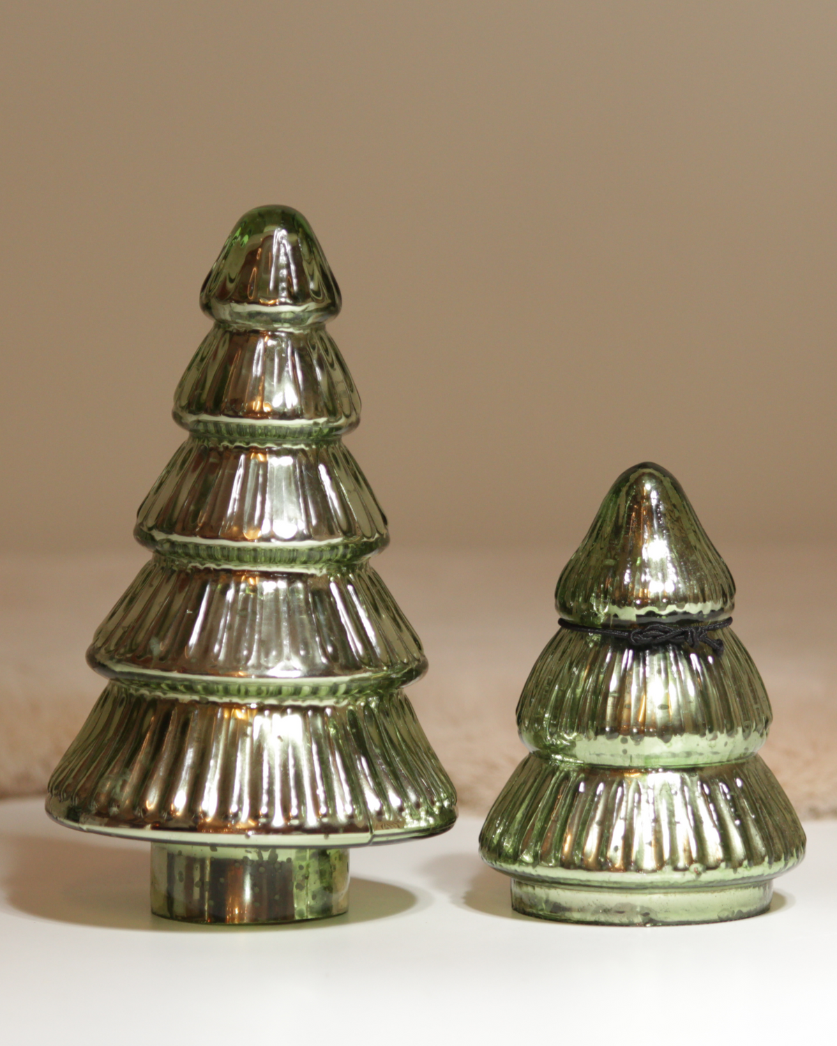 Deko-Tannenbaum – grün – festlich & dekorativ – Kerzen Pfeilstetter