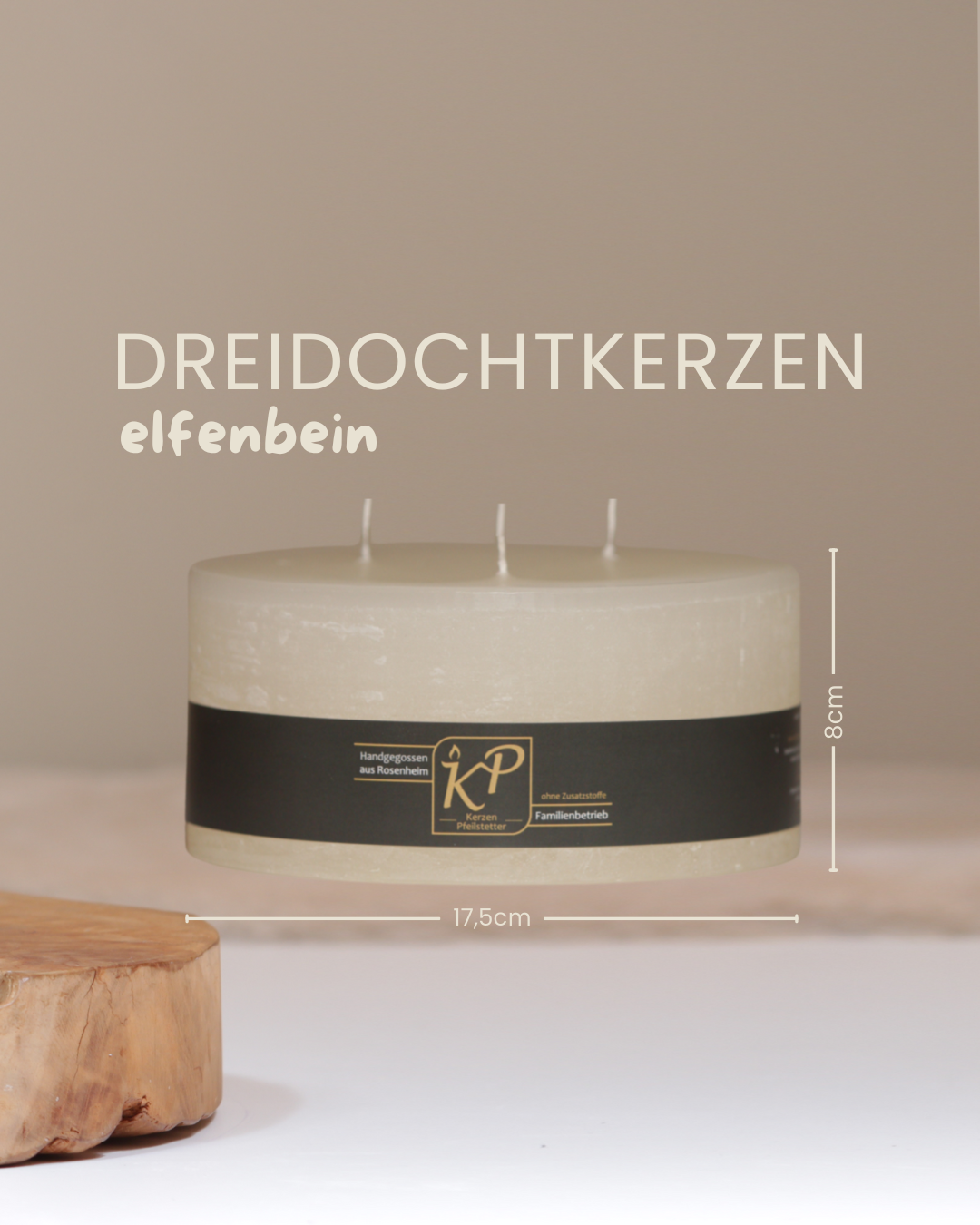 Dreidochtkerze in elfenbein mit Angaben zu Höhe und Durchmesser.