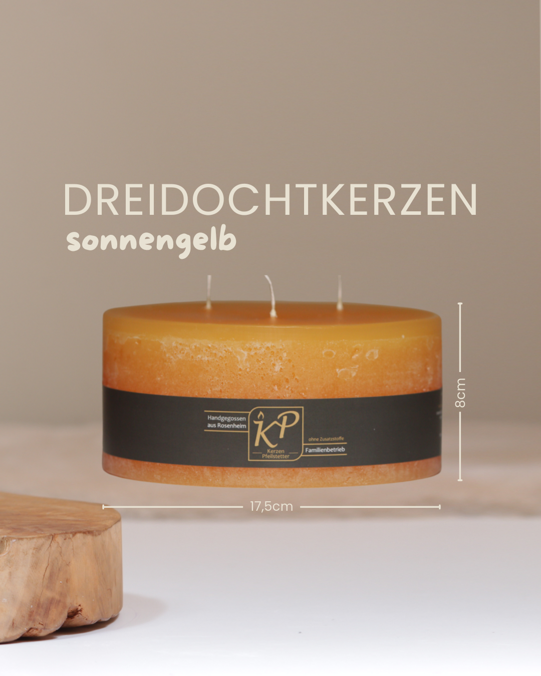 Dreidochtkerze in sonnengelb mit Angaben zu Höhe und Durchmesser.