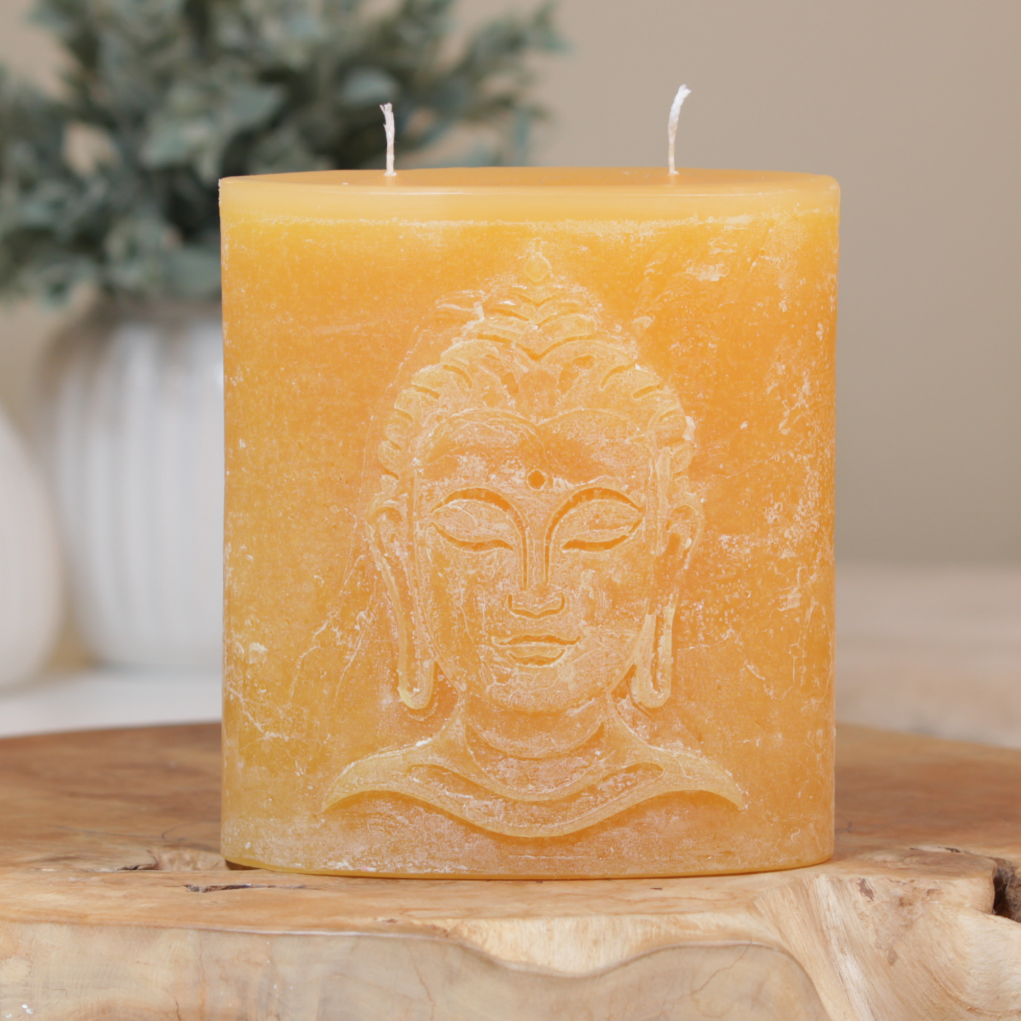Handgegossene Motivkerze mit einzigartigem Design – z. B. Buddha oder Rose
