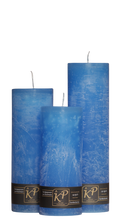 Load image into Gallery viewer, Dalina flower candle | medium blue | ~ 130h burning time
